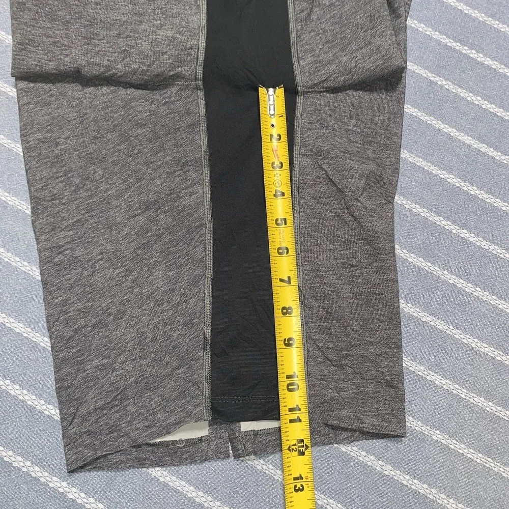 Lululemon Men's Grey T.H.E. Linerless Shorts Medium Men's Athletic